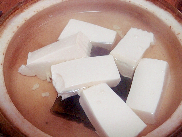 シンプル湯豆腐