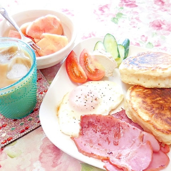 ロシア風パンケーキ Syrniki シルニキ レシピ 作り方 By 小太郎1212 楽天レシピ ロシア風パンケーキ Syrniki シルニキ レシピ 作り方 By 小太郎1212 楽天レシピ