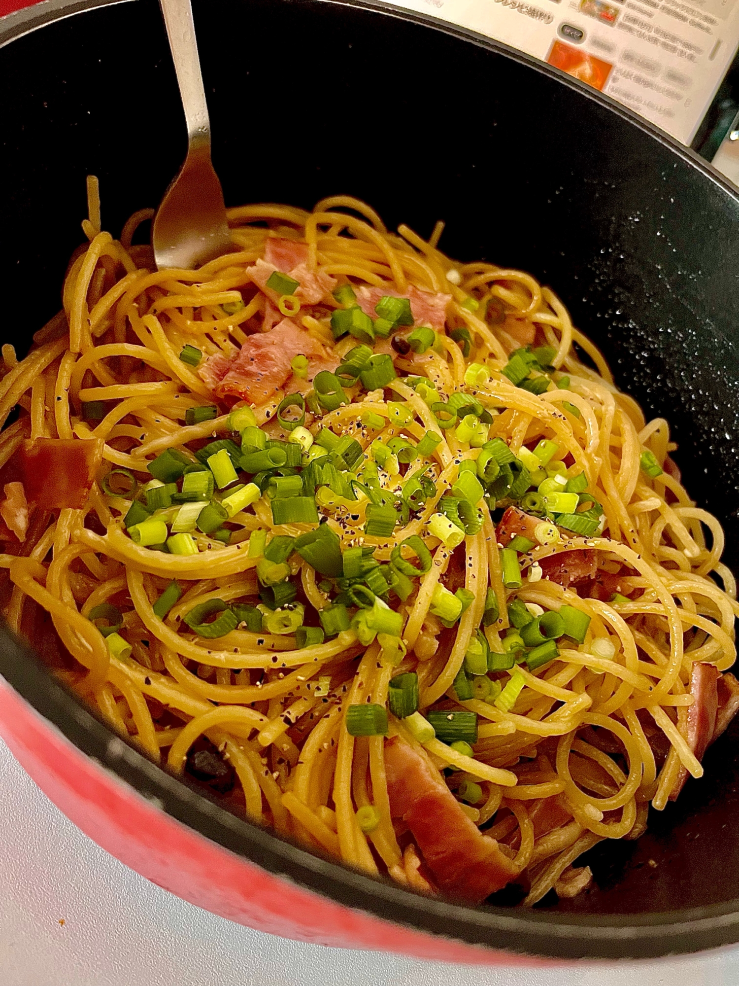 **きのことベーコンの和風バター醤油スパゲティ**