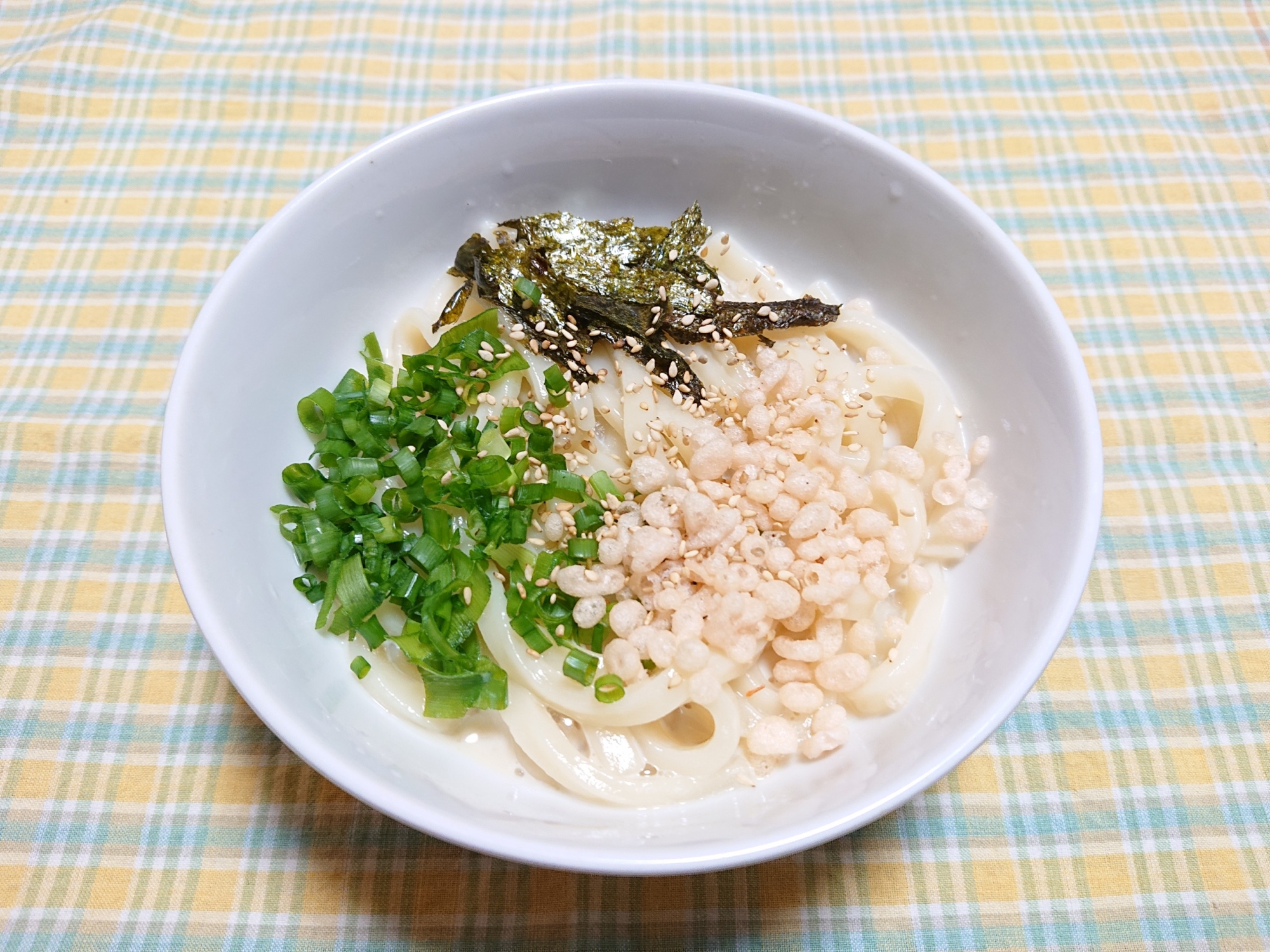 温かい豆乳ぶっかけうどん