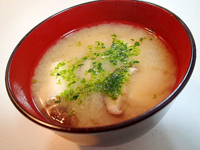 新玉ねぎと生椎茸と豆腐のお味噌汁
