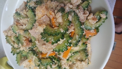 夏だ！絹ごし豆腐でふんわりゴーヤーチャンプルー♪