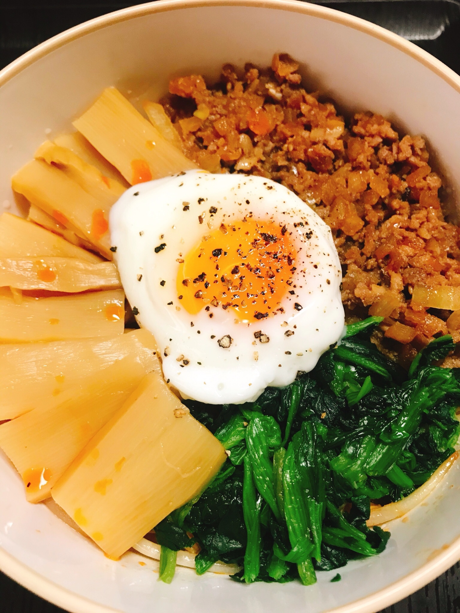 激うま！家系ラーメン屋の賄い飯　145円