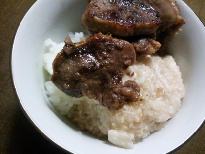 とろろ牛タン丼