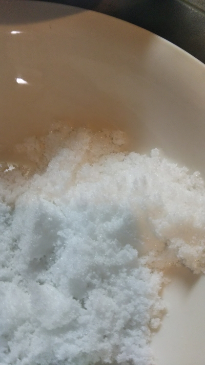 ガチガチに固まった砂糖を簡単にサラサラにする方法
