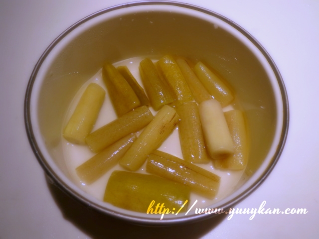 ずいき 里芋の茎 生の下処理 レシピ 作り方 By Viw 楽天レシピ ずいき 里芋の茎 生の下処理 レシピ 作り方 By Viw 楽天レシピ