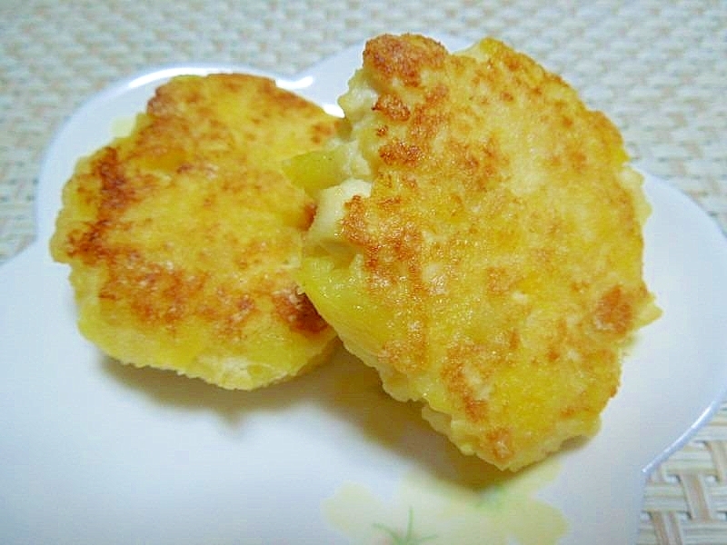 材料3つ☆簡単もちもちお豆腐じゃがいももち