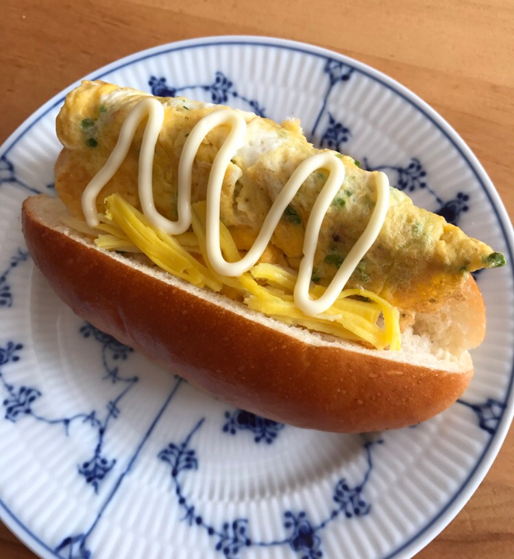 アルファルファの卵焼きとカニカマのマヨドック