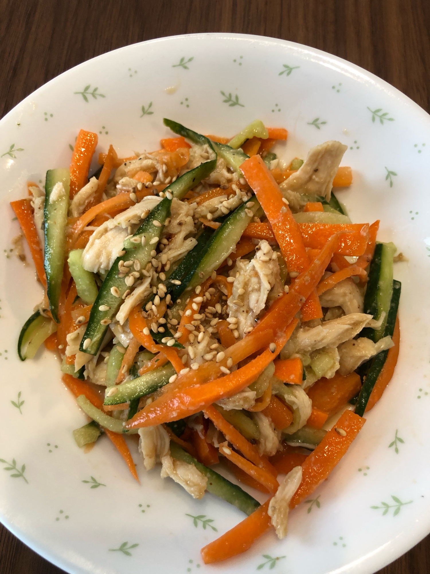 鶏ささみ胡瓜人参の胡麻風味棒棒鶏。No.1033