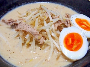 まるで濃厚とんこつ 味噌豆乳ラーメン レシピ 作り方 By まるっとまる 楽天レシピ