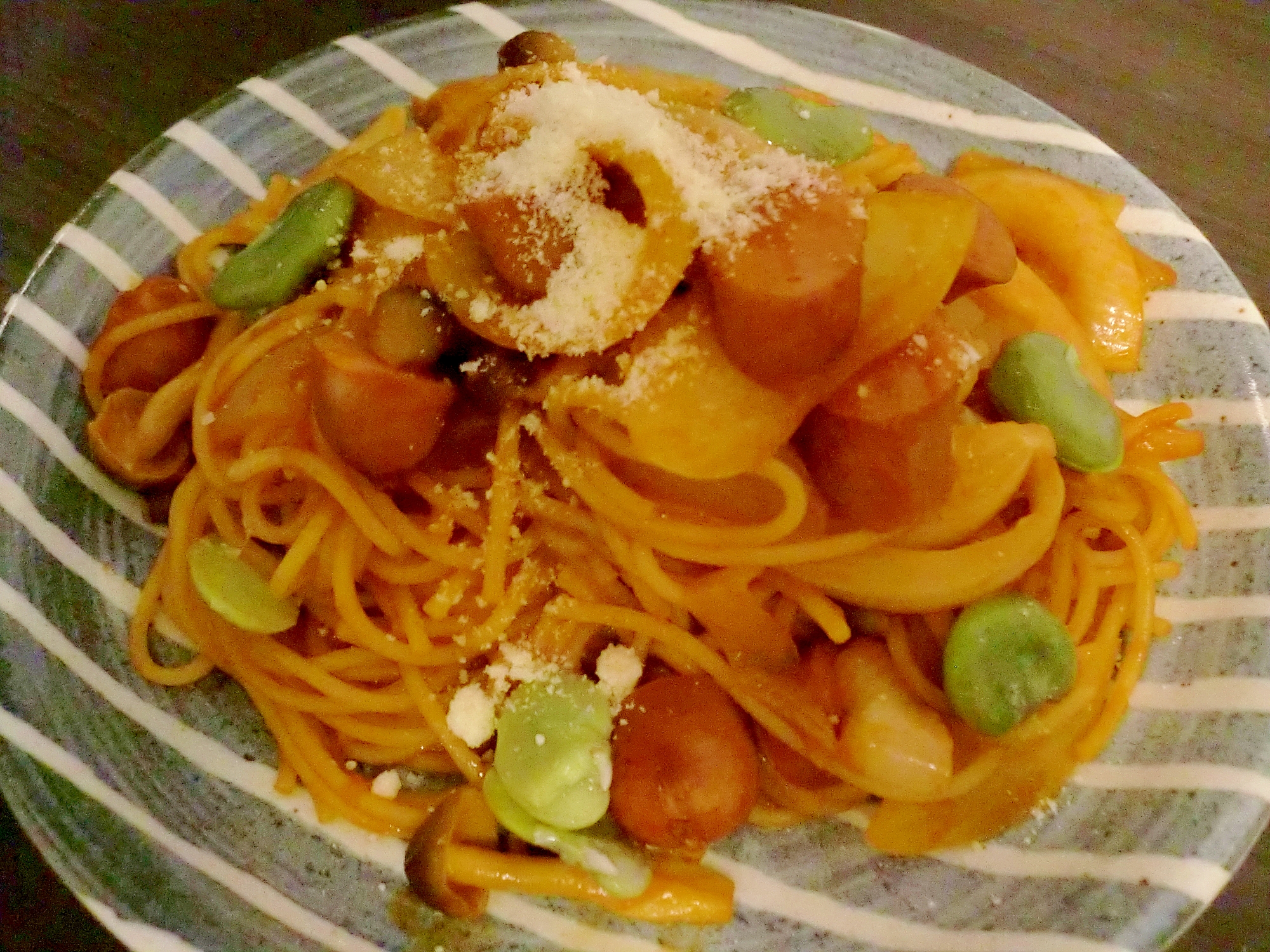 そら豆をのせた美味しいナポリタン♪