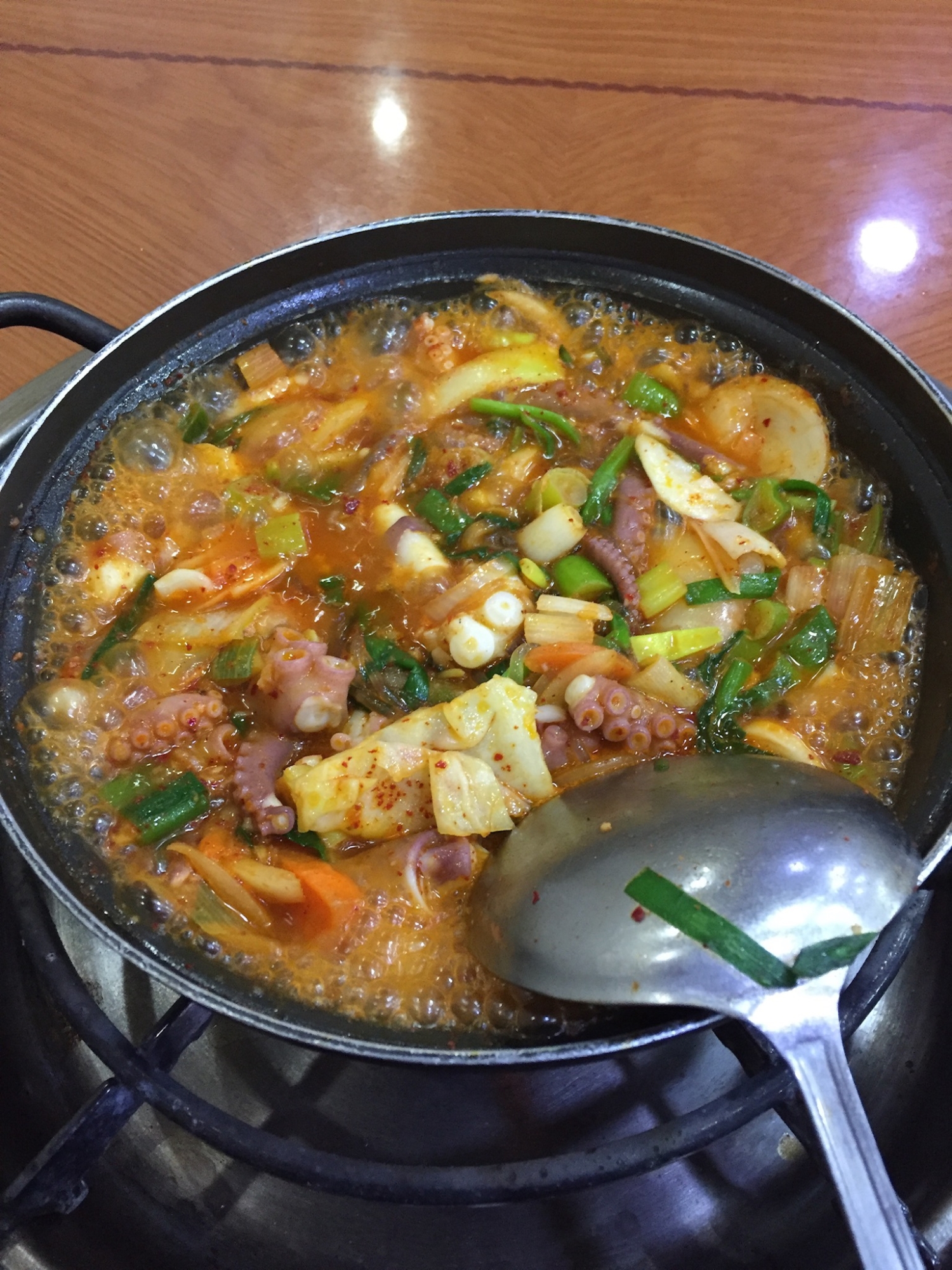 美味い！辛い！韓国風　辛タコ鍋！