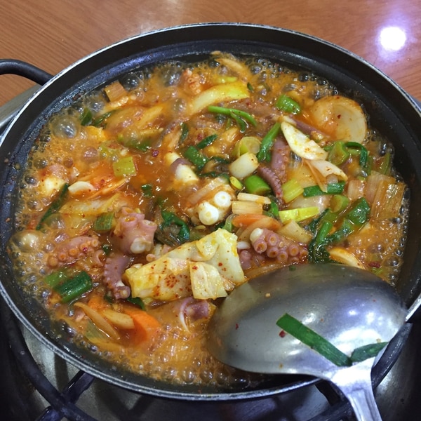 美味い 辛い 韓国風 辛タコ鍋 レシピ 作り方 By Onerou 楽天レシピ 美味い 辛い 韓国風 辛タコ鍋 レシピ 作り方 By Onerou 楽天レシピ