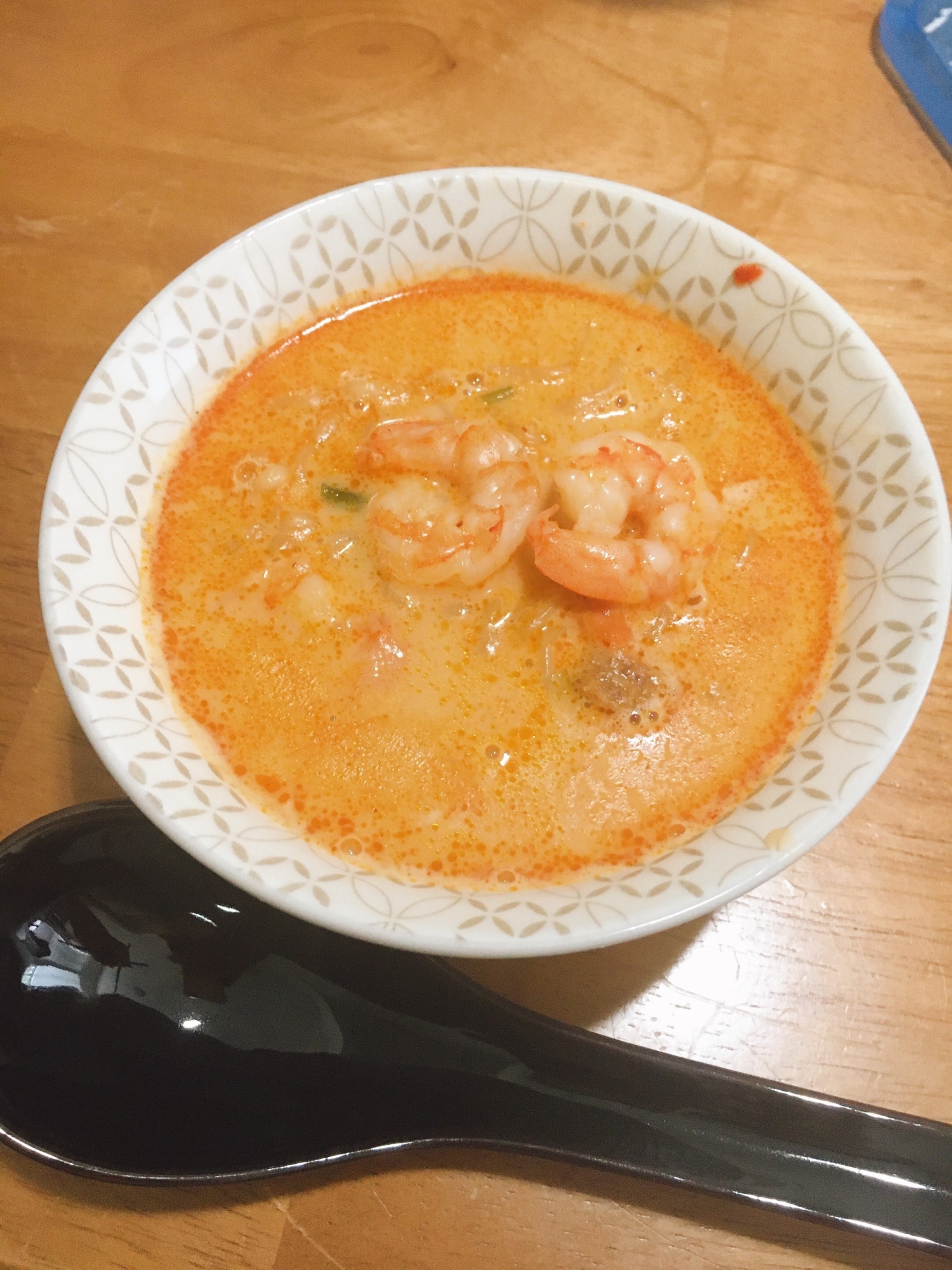 辛ラーメンとココナッツミルクで簡単ラクサ