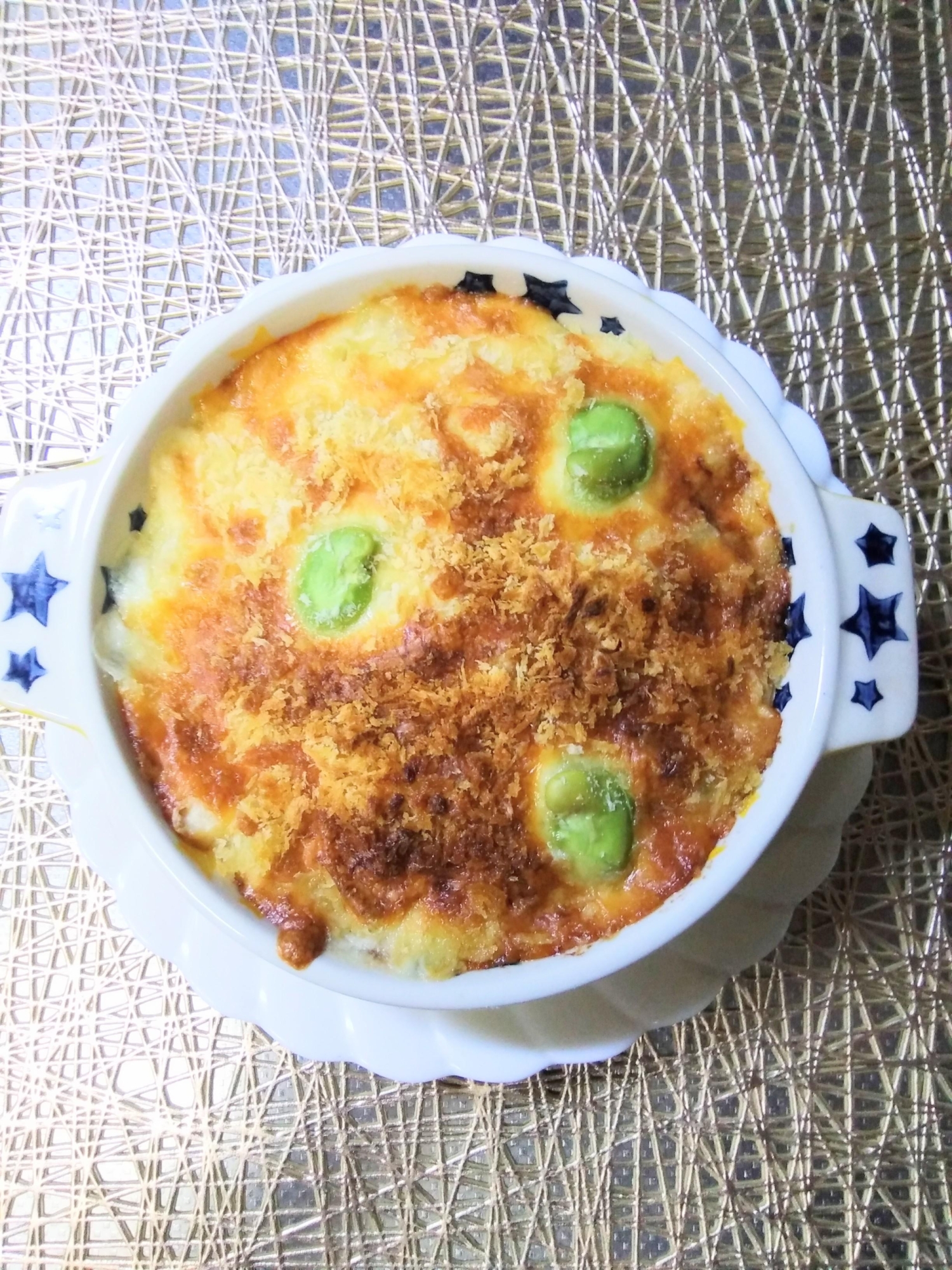 そら豆グラタン☆そら豆と鶏肉のマカロニグラタン