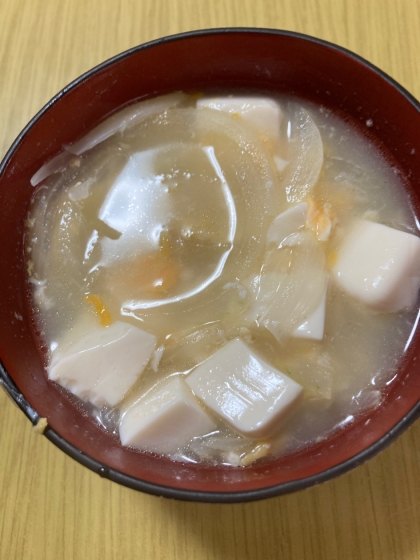 豆腐と玉ねぎの中華風かき玉スープ