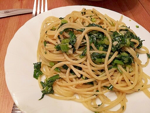 ほうれん草とアンチョビのパスタ