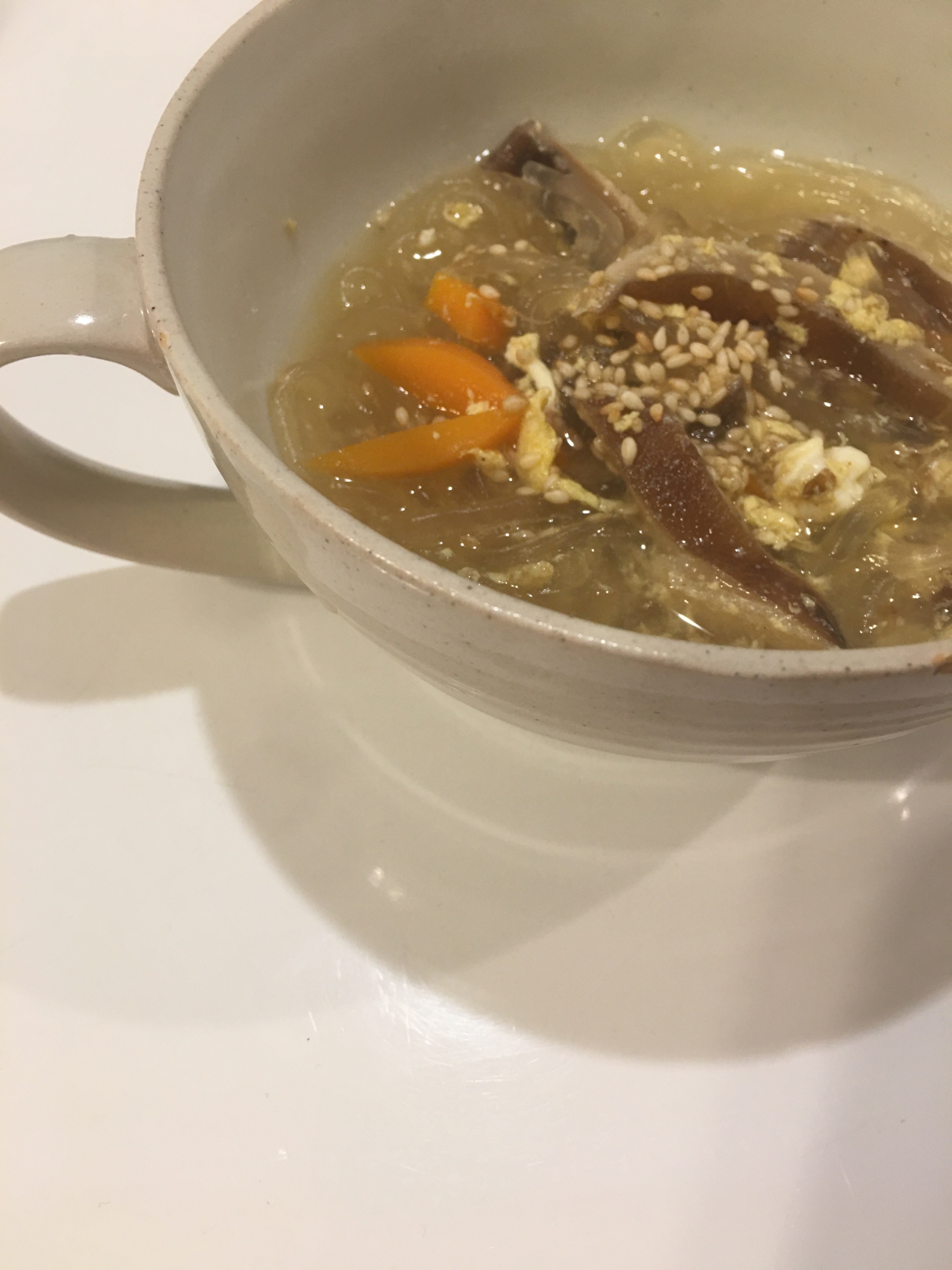 干ししいたけの春雨スープ