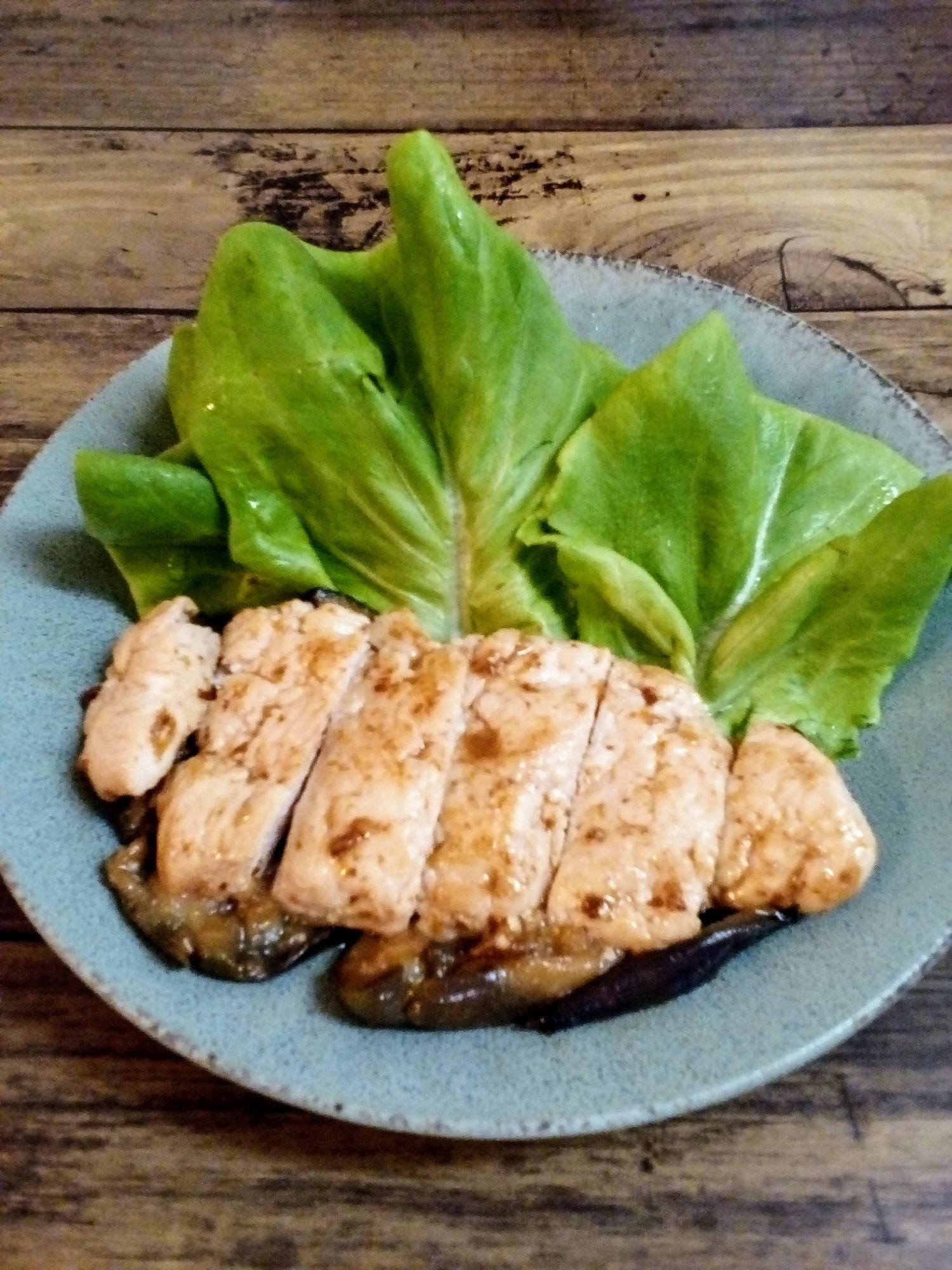 ♪茄子と一緒に♡鶏むね肉の塩麹漬け焼き♪