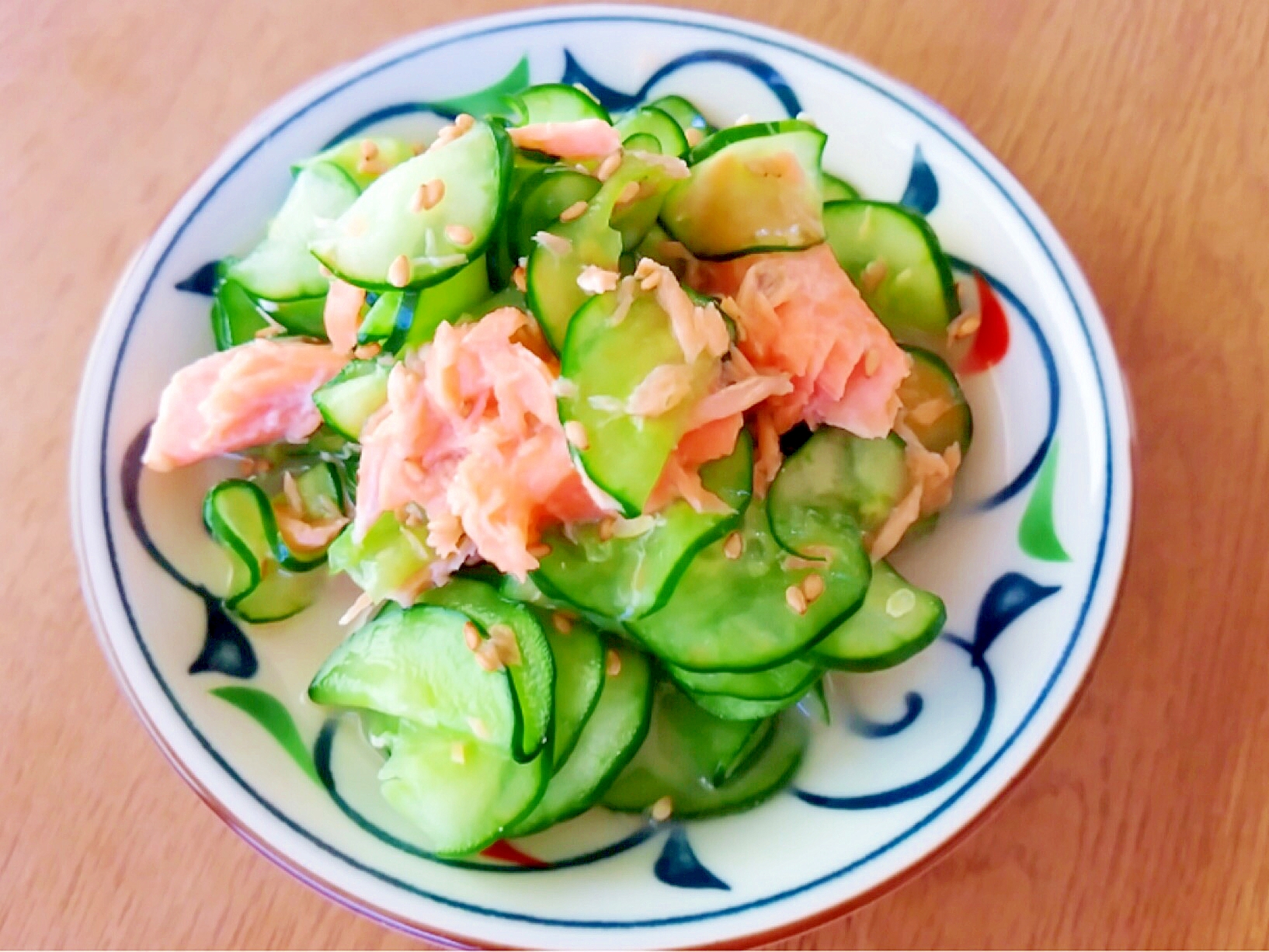 胡瓜と鮭の酢の物