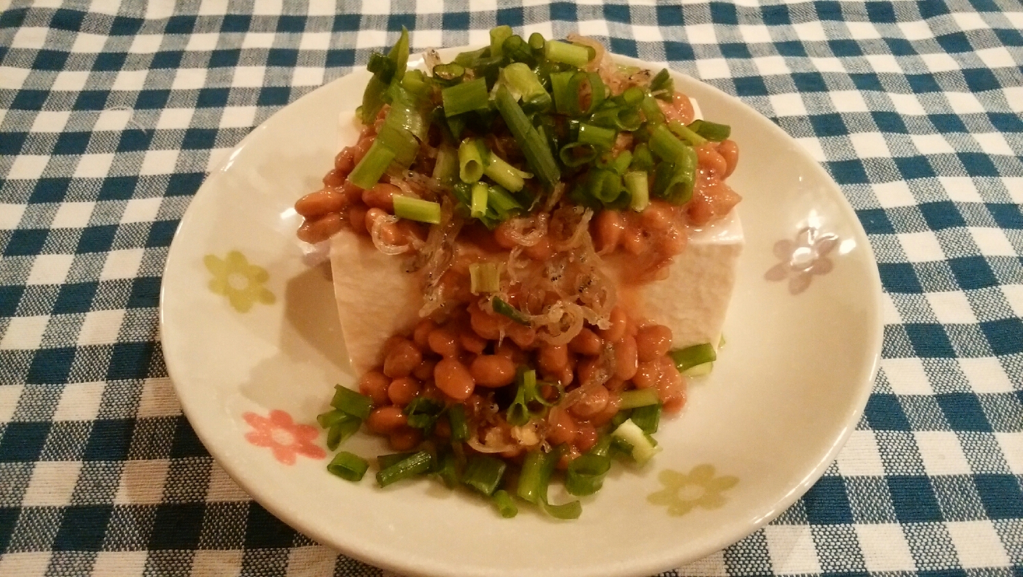 超簡単！納豆とじゃこの冷奴