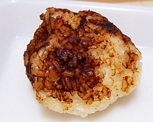 こんがり！ピリ辛味噌の焼きおにぎり