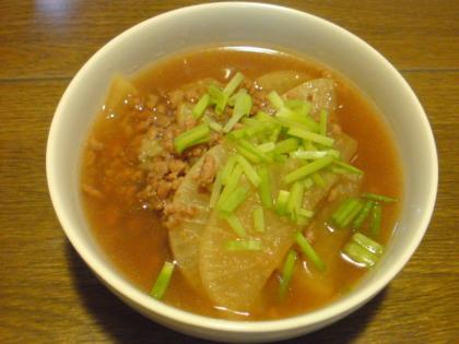 鶏ミンチと大根の煮物