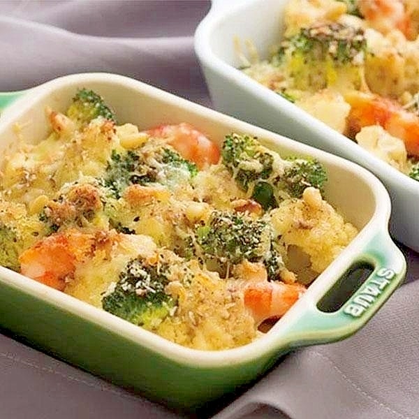 ストウブ公式]アンチョビソースのオーブン焼き レシピ・作り方 by