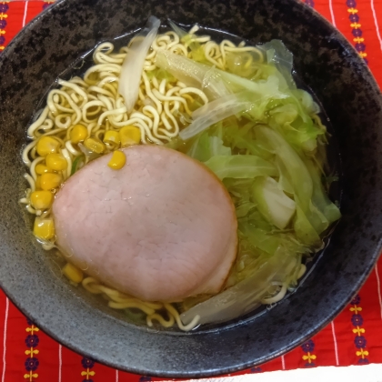 コーンウインナー♪ラーメン