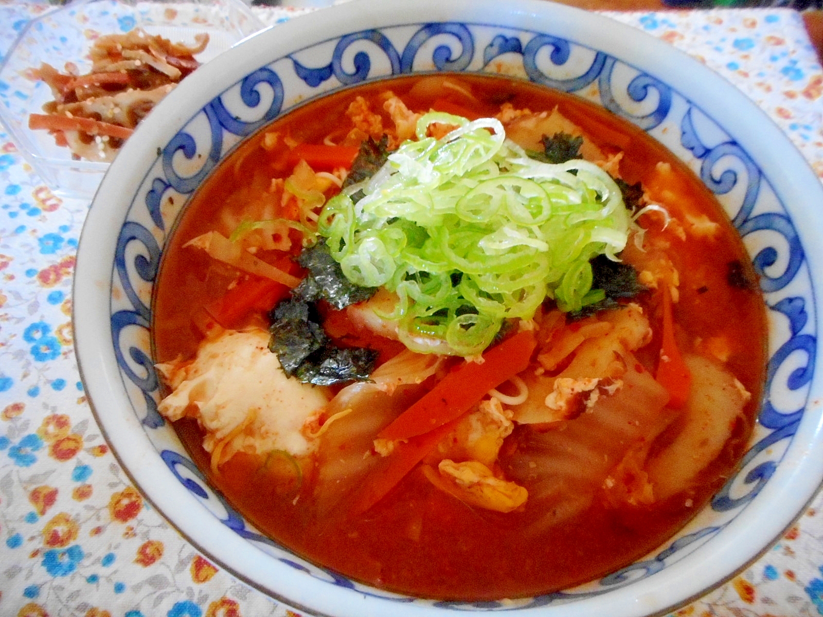 ちくわと白菜のピリ辛にゅうめん