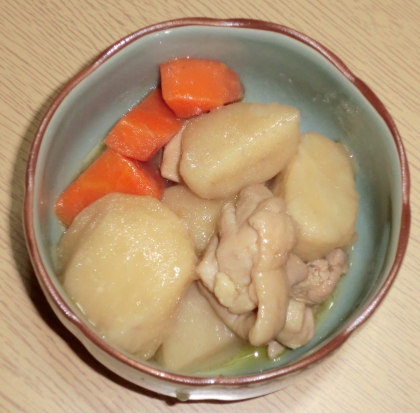 里芋と鶏肉の煮物♪