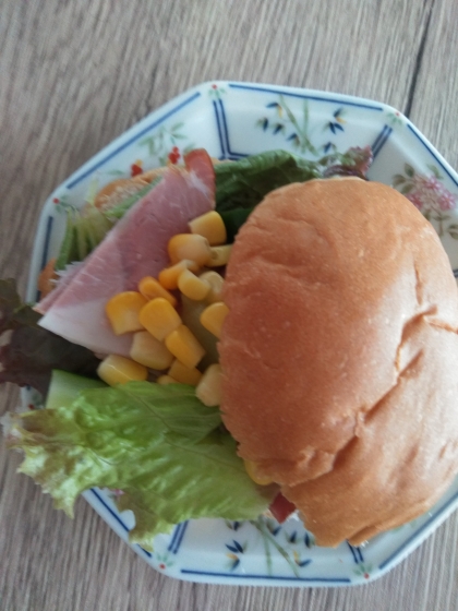 朝食にがっつり
食べたくて作りました♪
コーンの甘味があり
美味しかったです(+_+)