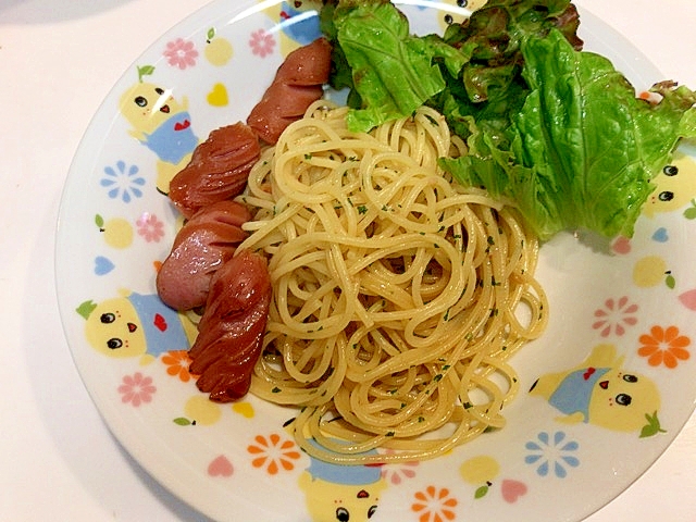 簡単お手軽パスタ レタスとウインナのペペロンチーノ レシピ 作り方 By アボカドプリン 楽天レシピ 簡単お手軽パスタ レタスとウインナのペペロンチーノ レシピ 作り方 By アボカドプリン 楽天レシピ