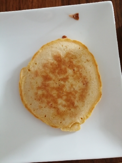 おはようございます☻朝食に妹と色んな味のホットケーキ焼きました♪人参入れると野菜も取れて色も鮮やかで良いですね♪美味しかったです(*^^*)