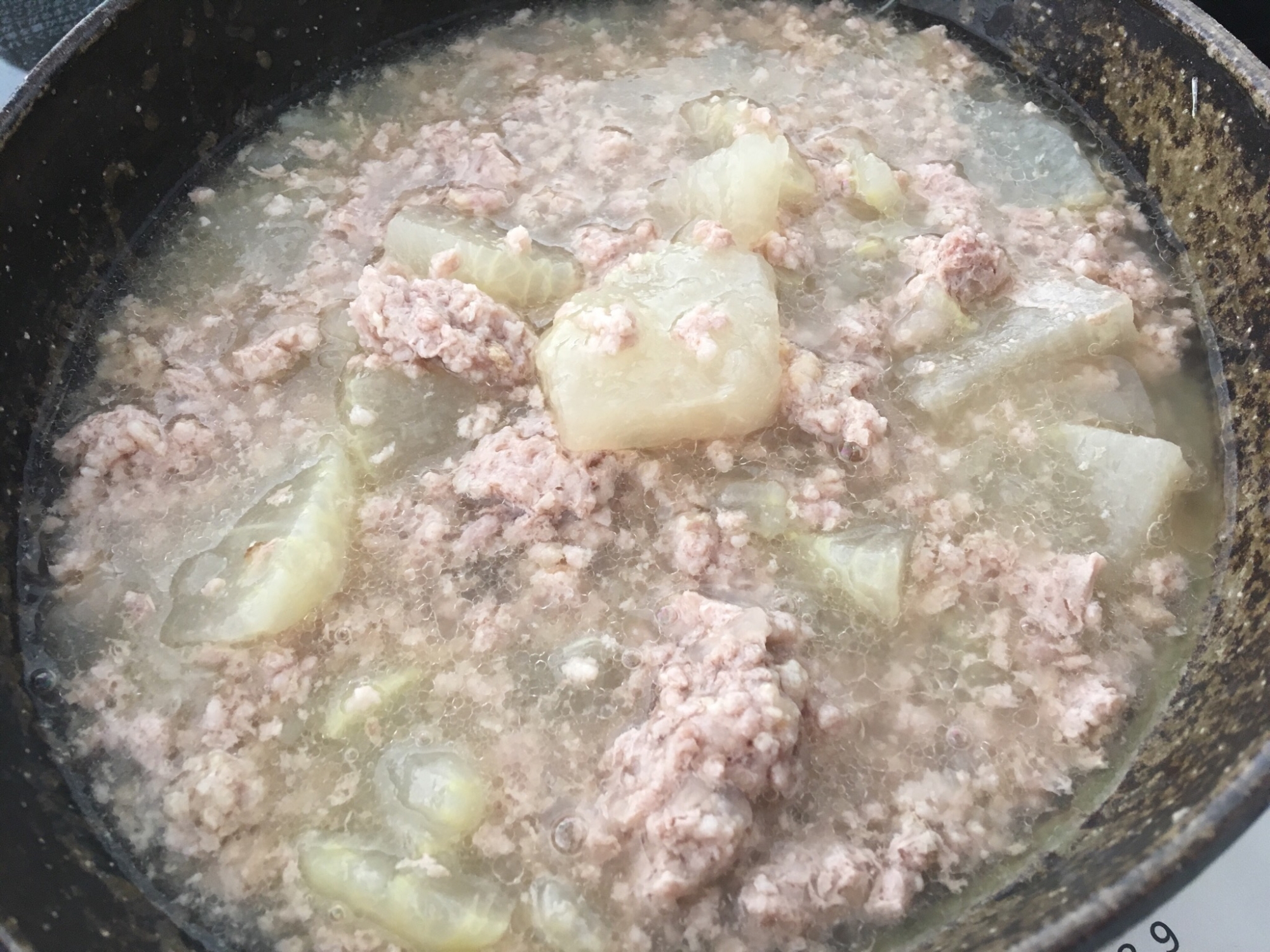 炊飯器で超簡単！豚挽肉と大根の煮物