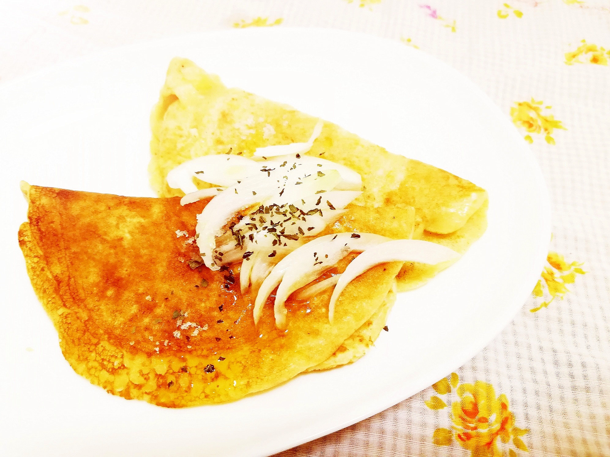 玉葱添え♪コーンクリーム風味米粉のクレープ