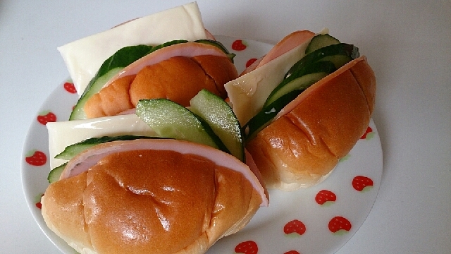 ハムチーズロールサンド☆