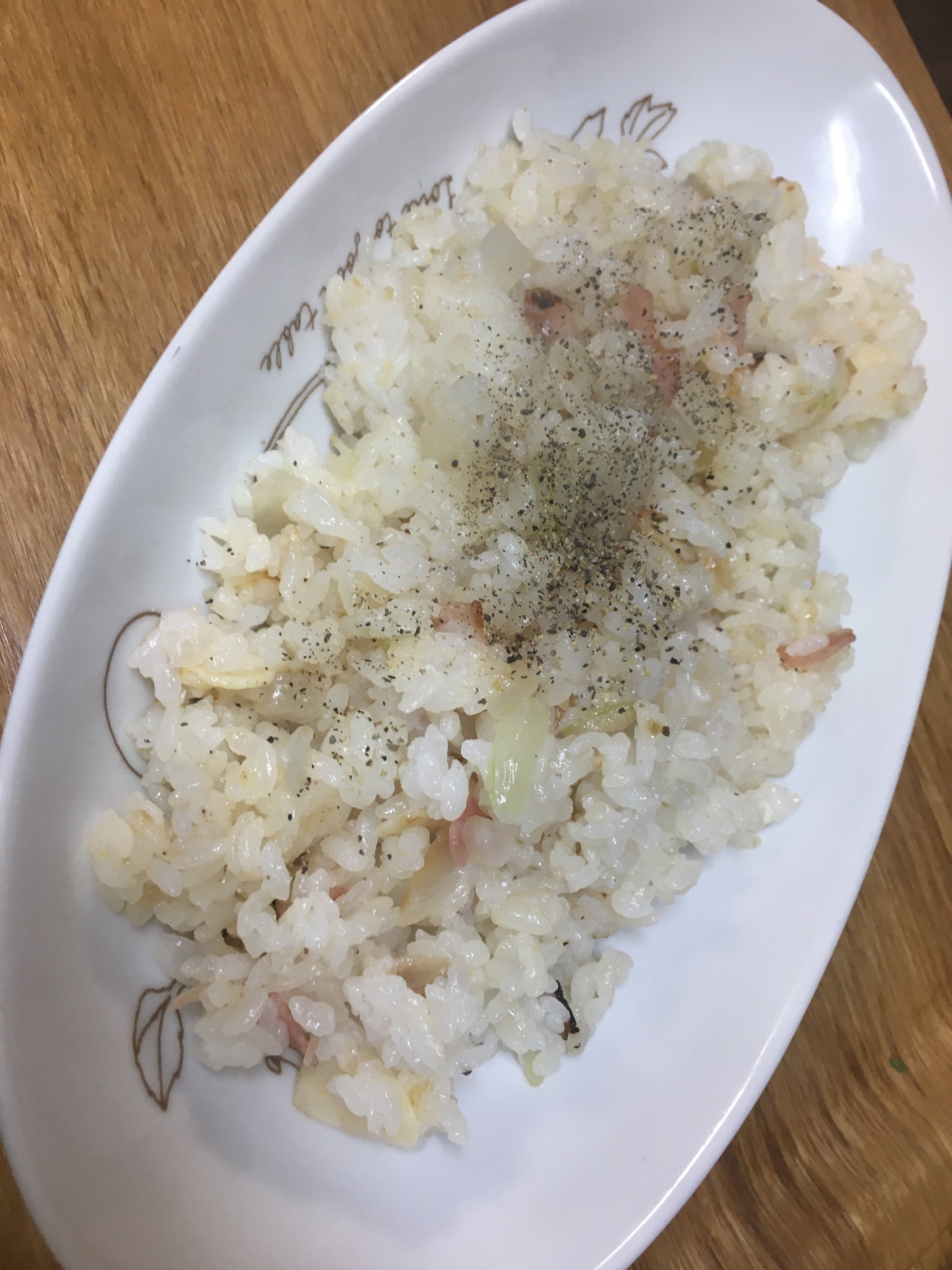 新玉ねぎとベーコンのチャーハン