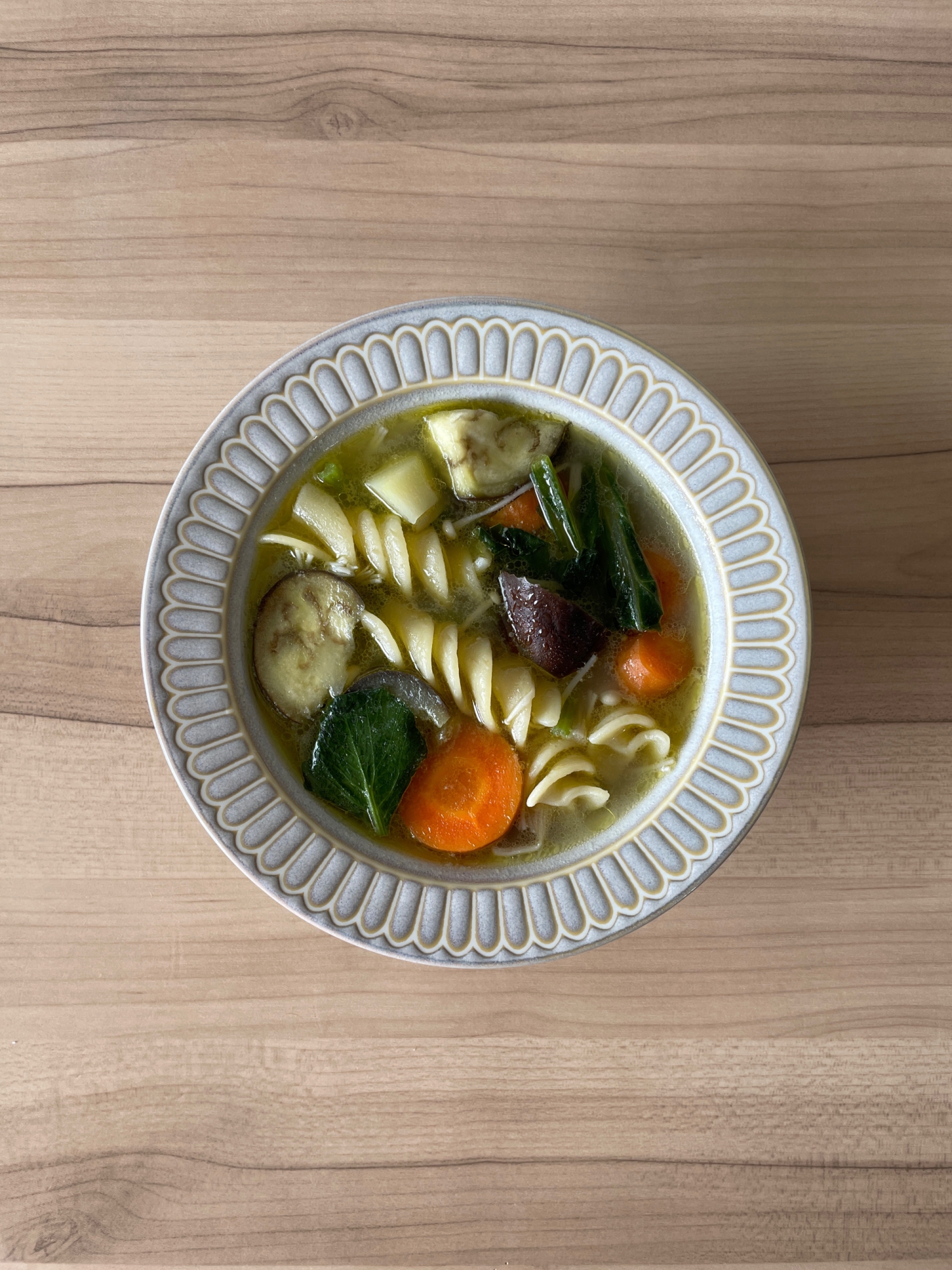 4種の野菜のフジッローニスープ