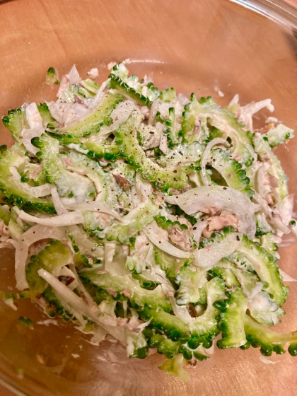 加熱不要♡苦くない♡ゴーヤと新玉ねぎの鯖缶サラダ