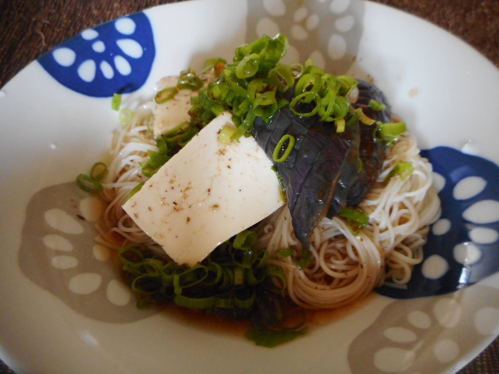 揚げナスと豆腐のそうめん