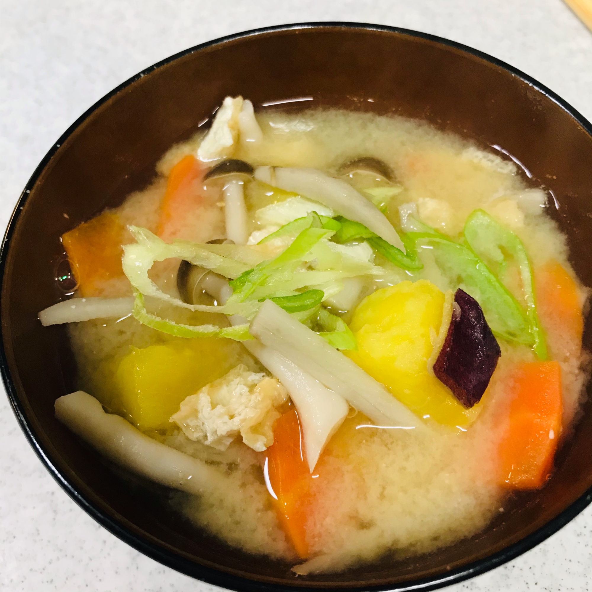 さつまいもの味噌汁