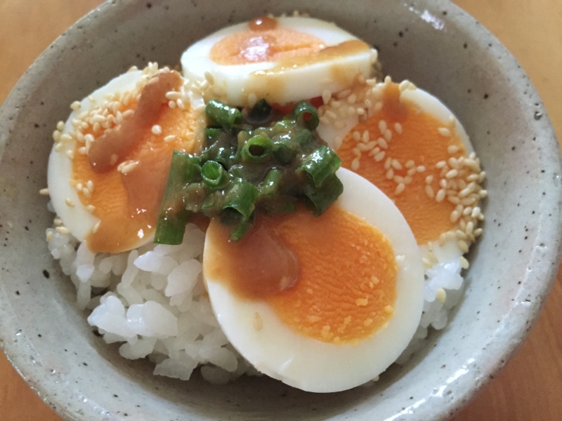 ゆで卵の味噌ソース丼 レシピ 作り方 By ボンド子 楽天レシピ