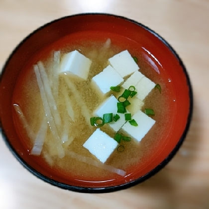 大根と豆腐の味噌汁