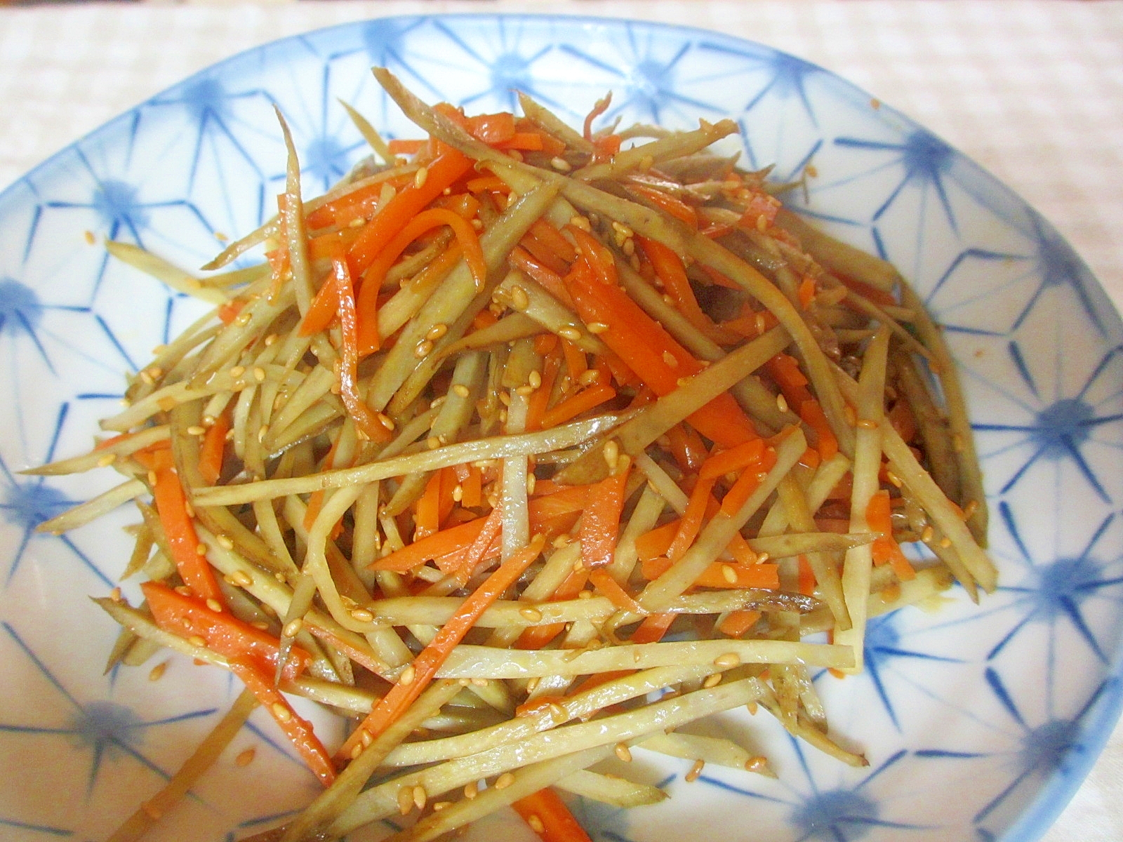 ゴボウとにんじんの蒸し焼ききんぴら