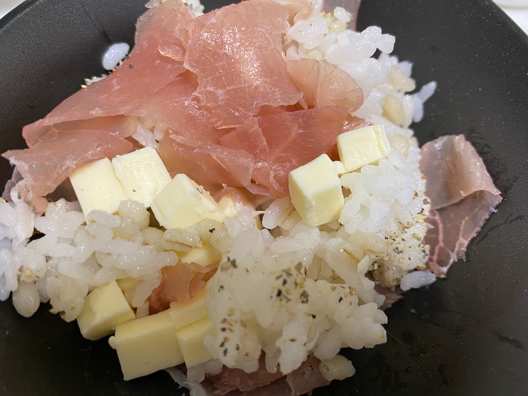 生ハムとチーズの混ぜご飯 レシピ 作り方 By あや512 楽天レシピ