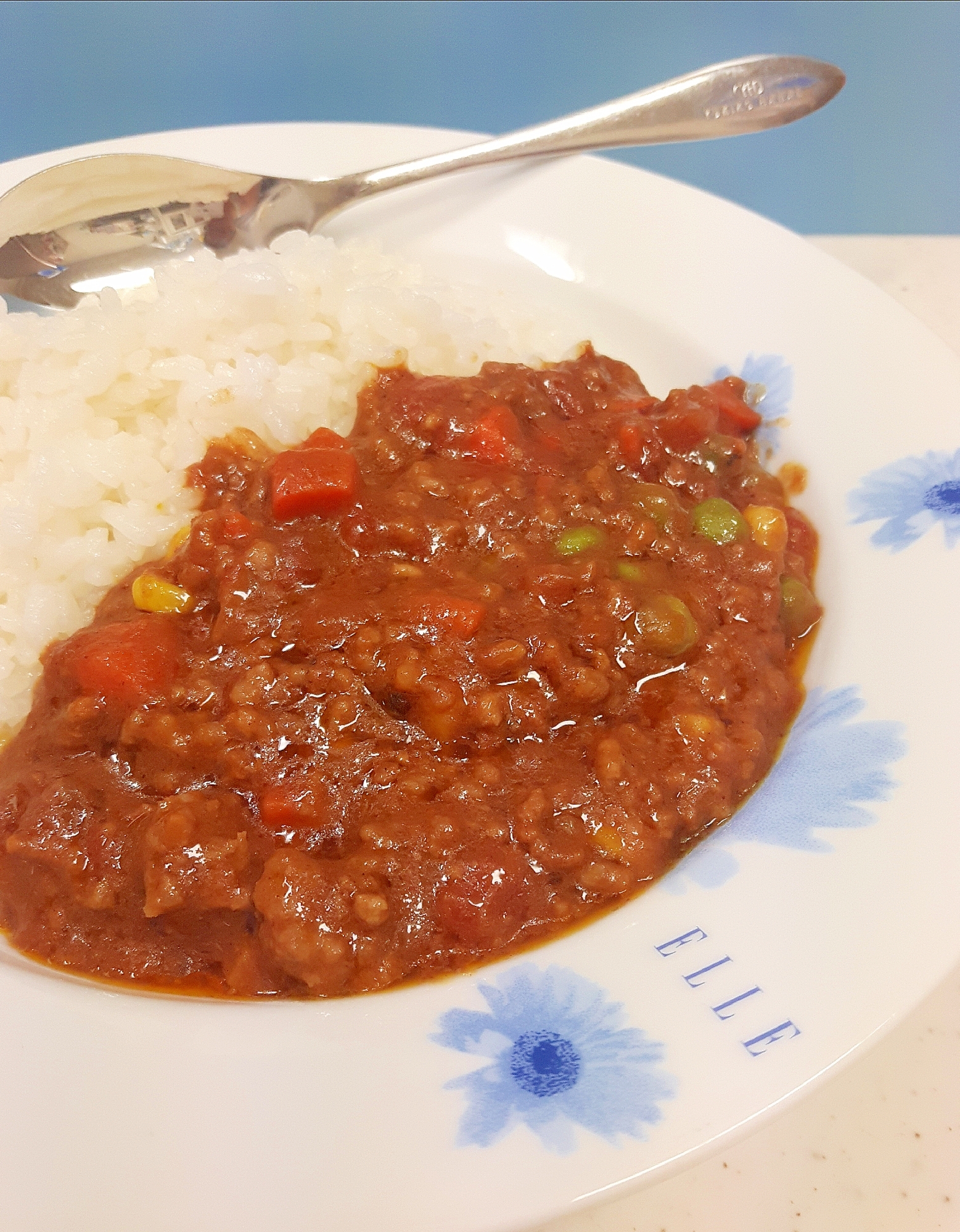 電子レンジで！トマト缶とMベジのキーマカレー♪