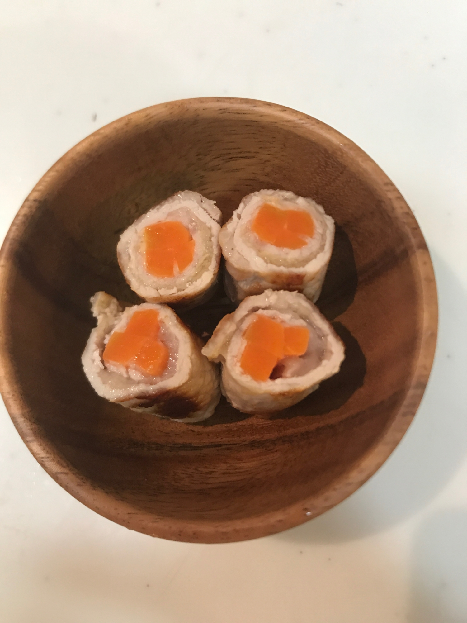 幼児食 チーズ風味の人参の肉巻き レシピ 作り方 By Yumi 0822 楽天レシピ