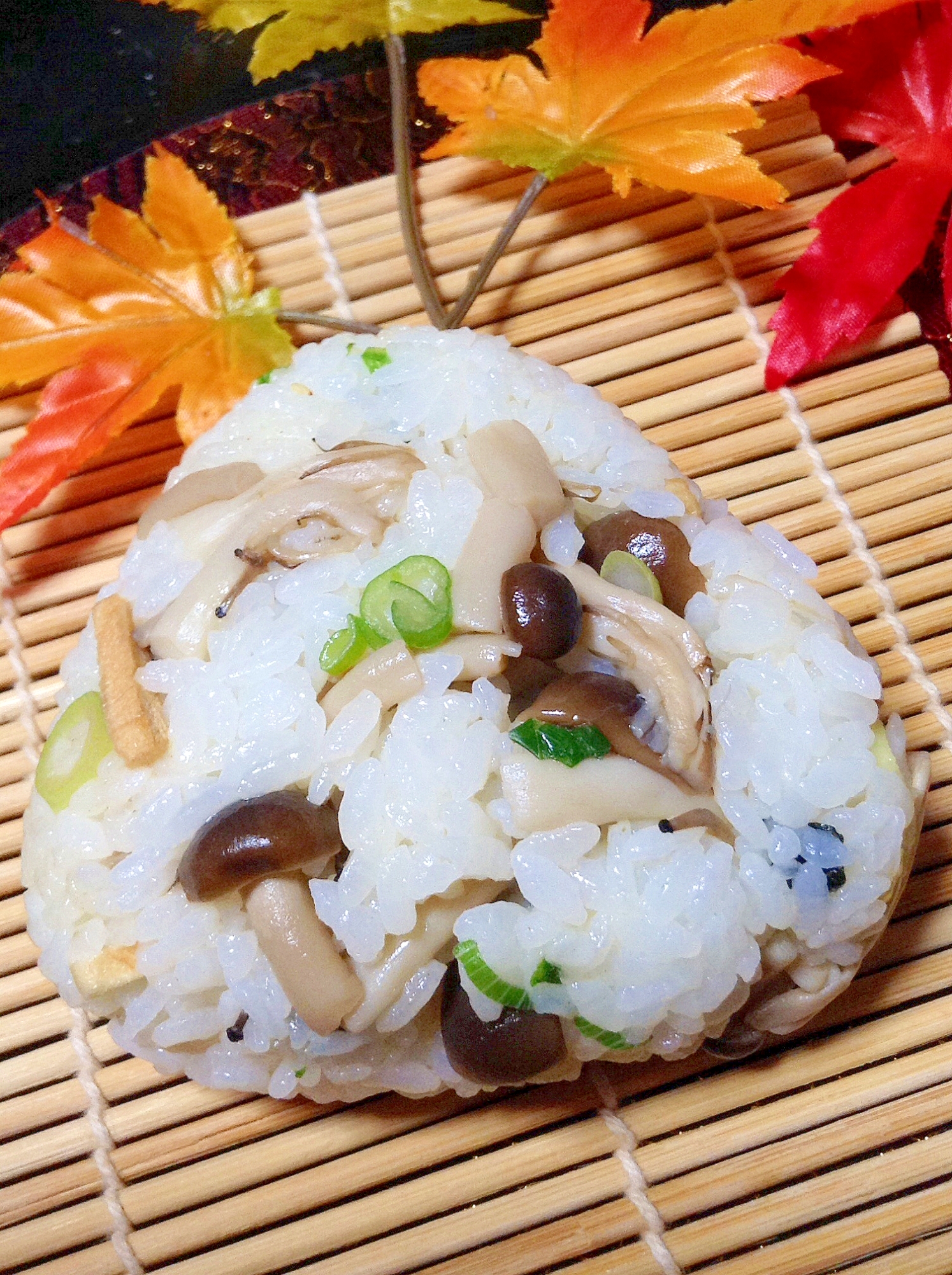 なんちゃって松茸ごはん おにぎり レシピ 作り方 By やなママ 楽天レシピ