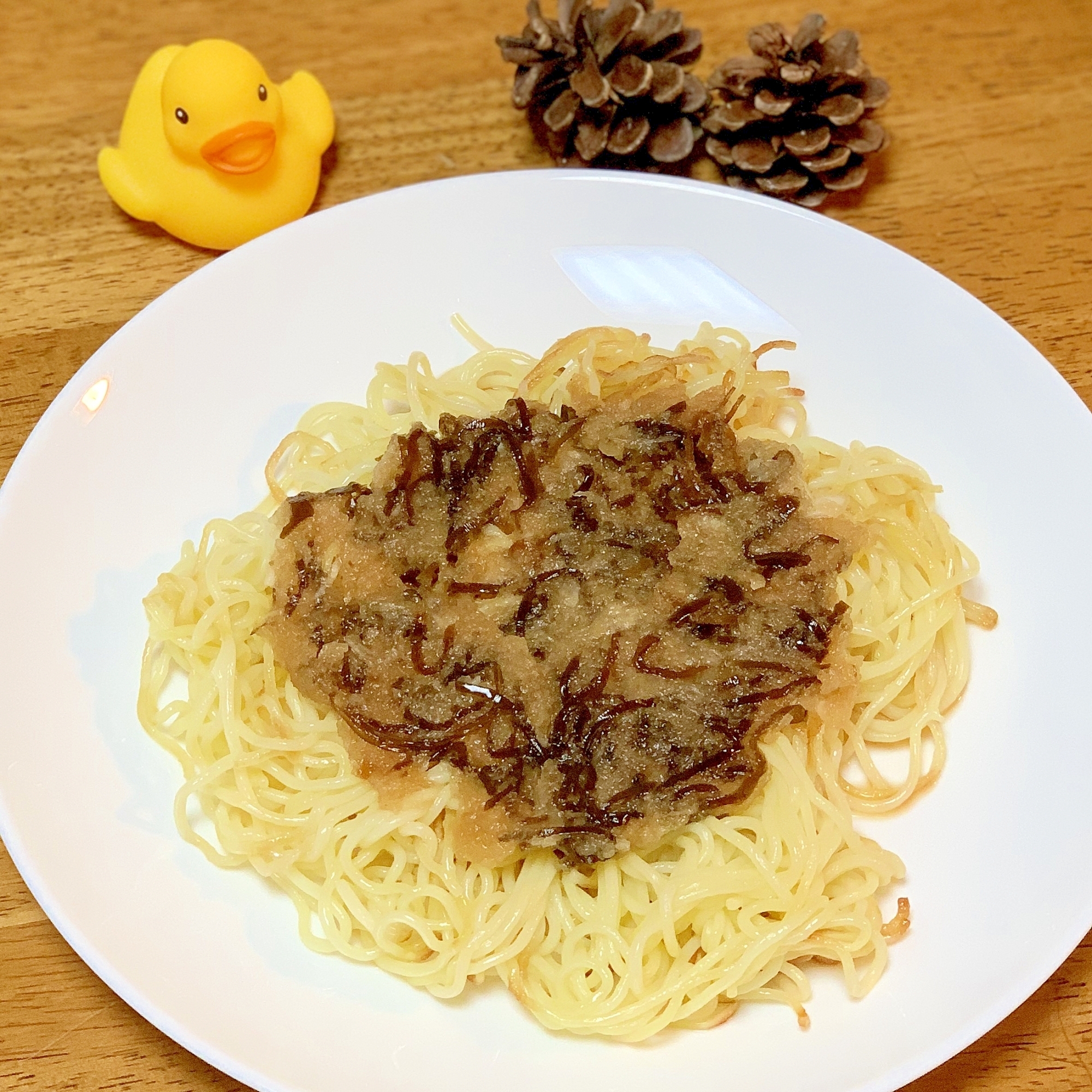 大根おろしと塩昆布の醤油焼きそば